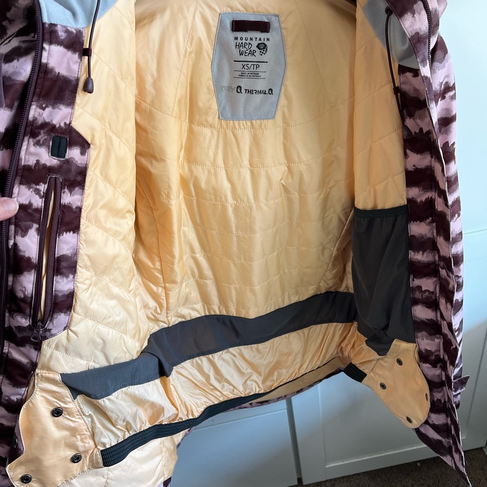 Mountain Hardwear Barnsie Purple Plum Striped Ski Snow Jacket RECCO Tech XS - Picture 10 of 15